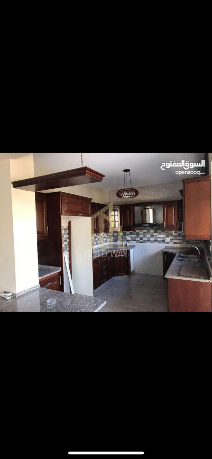 شقة مميزة للإيجار السنوي 120م طابق أول في أرقى مناطق عبدون