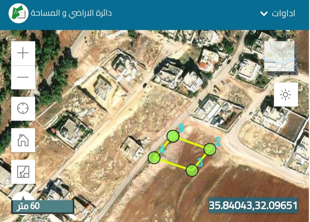 ارض للبيع في منطقة ام الدنانير بمساحة 952م