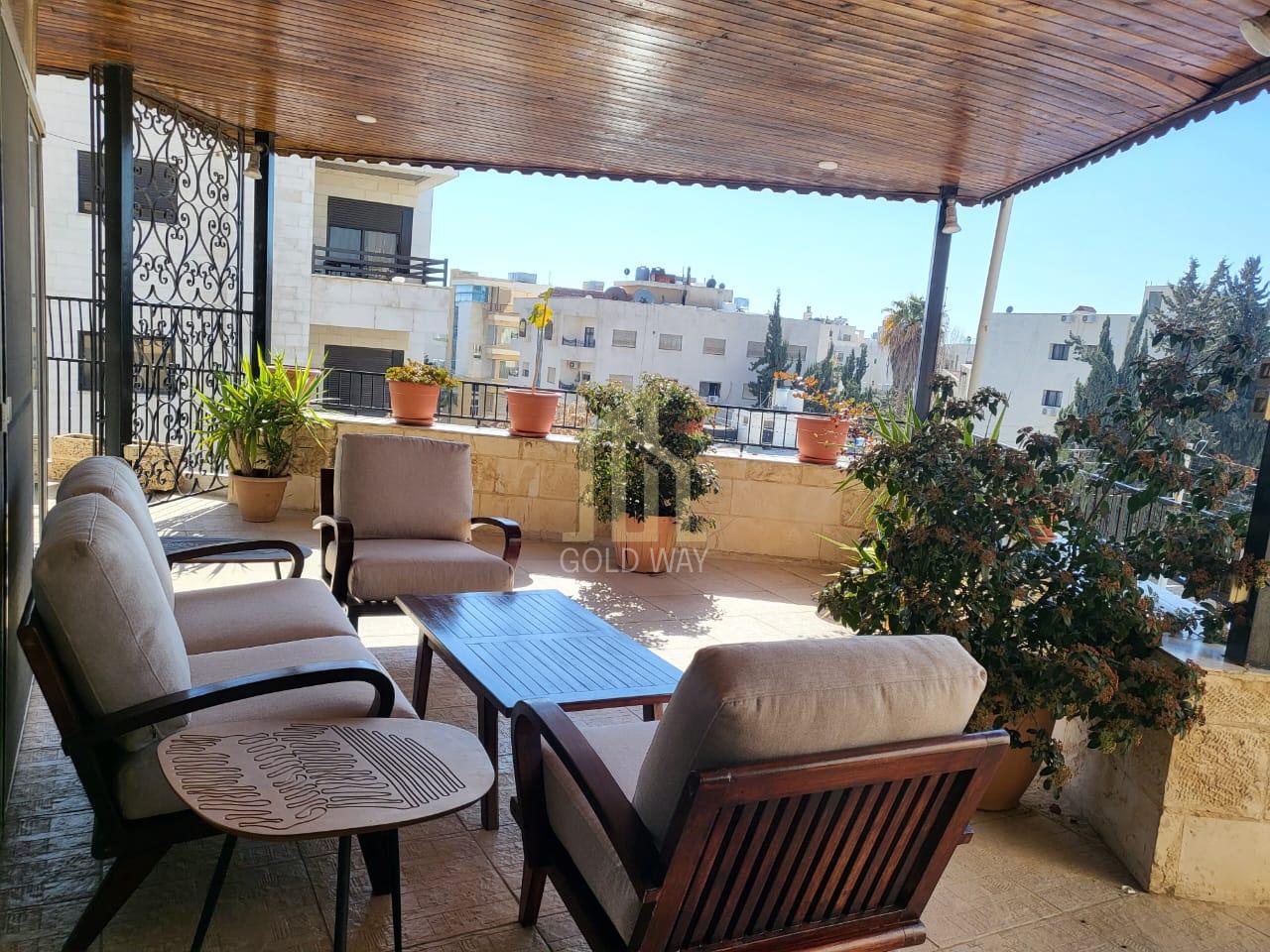 روف مفروش مجدد للإيجار 175م في أرقى مناطق عبدون