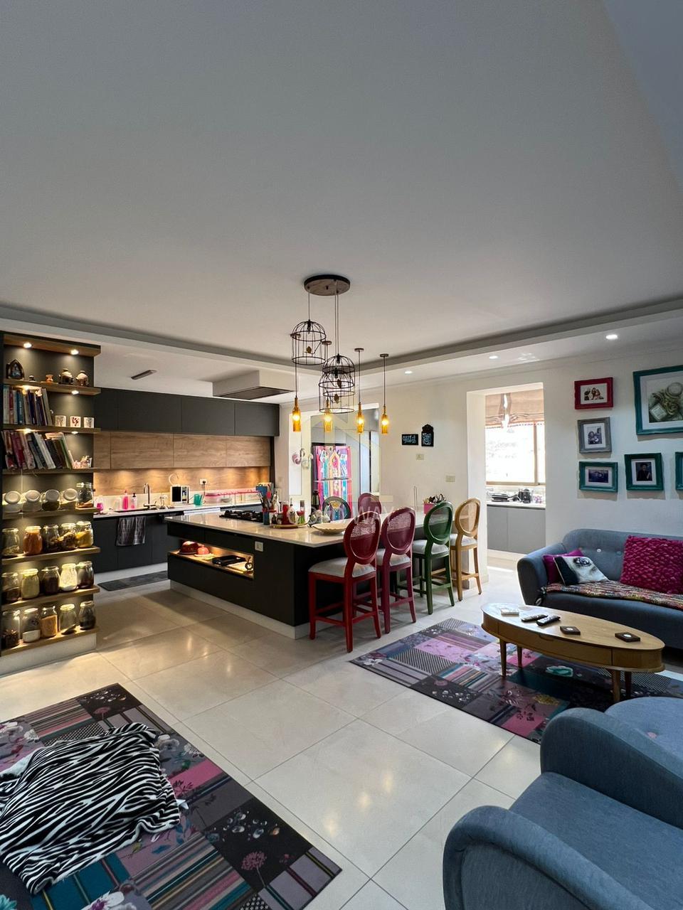 عقار يستحق المشاهده شقة تسويه مفروشة 200م بسعر مميز في أجمل مناطق عبدون