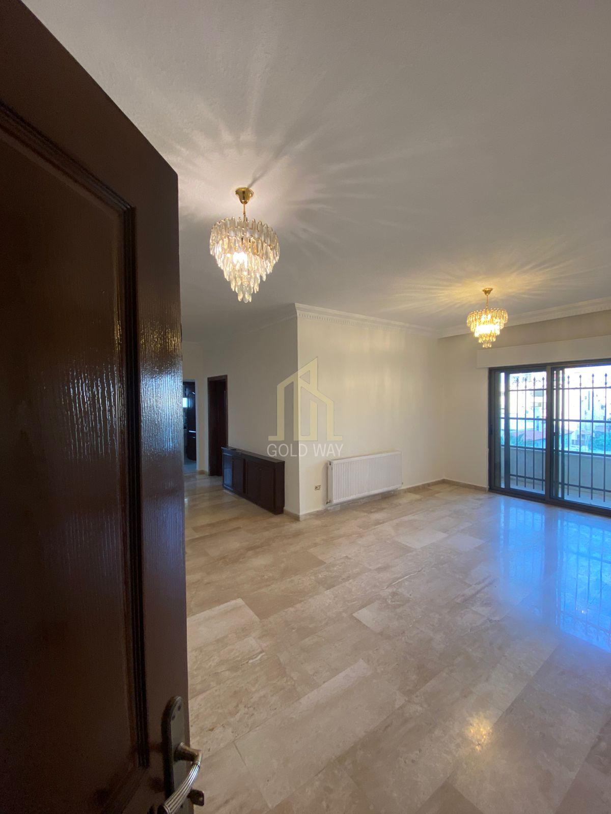 شقة مميزة للبيع في خلدا – موقع حيوي ومريح جداً