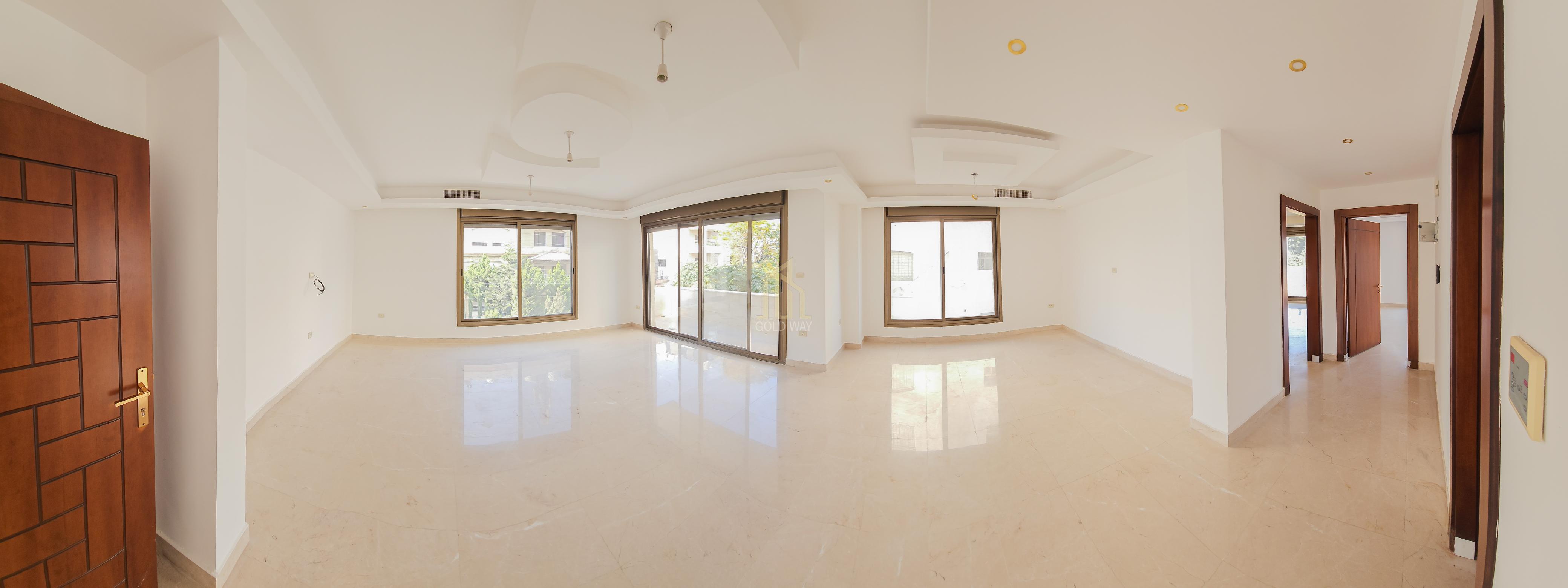 شقة مميزة سوبر ديلوكس طابق أول223م في أجمل مناطق دير غبار