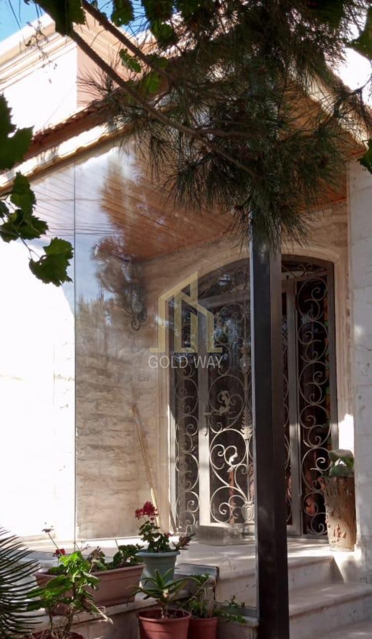 فيلا مستقلة مميزة للبيع في ضاحية الرشيد – كوشان مستقل وسعر مغري جداً