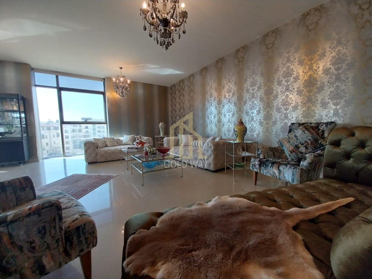 في موقع مميز في دير غبار شقة طابق سابع 350م سوبر ديلوكس مفروشة بسعر مميز