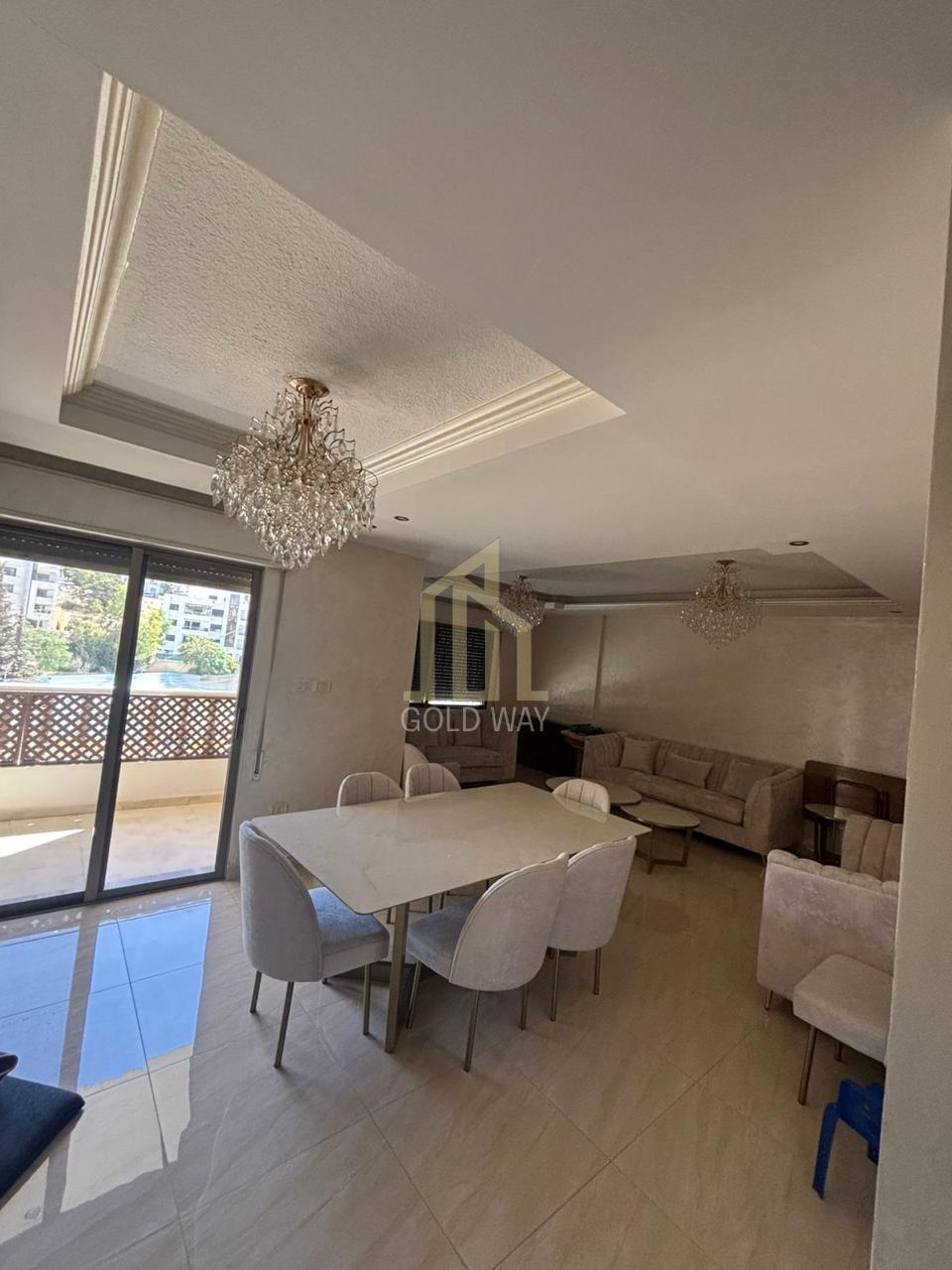 بالقرب من المدارس العصرية شقة مفروشة طابق ثالث 200 م في أرقى مناطق خلدا