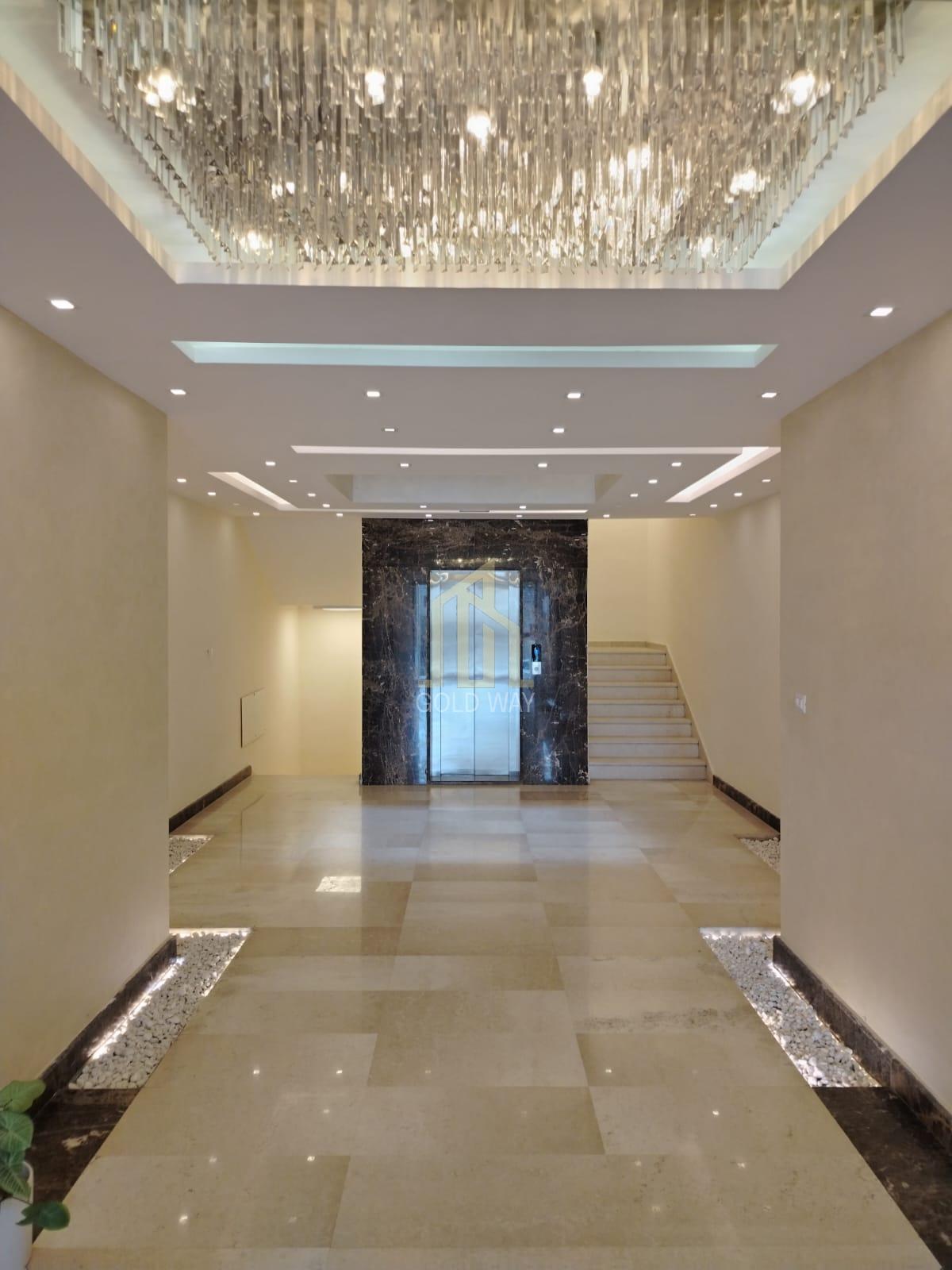 بالقرب من حديقة الطيور في اجمل مناطق الشميساني شقة طابق أول 195م بسعر مغري