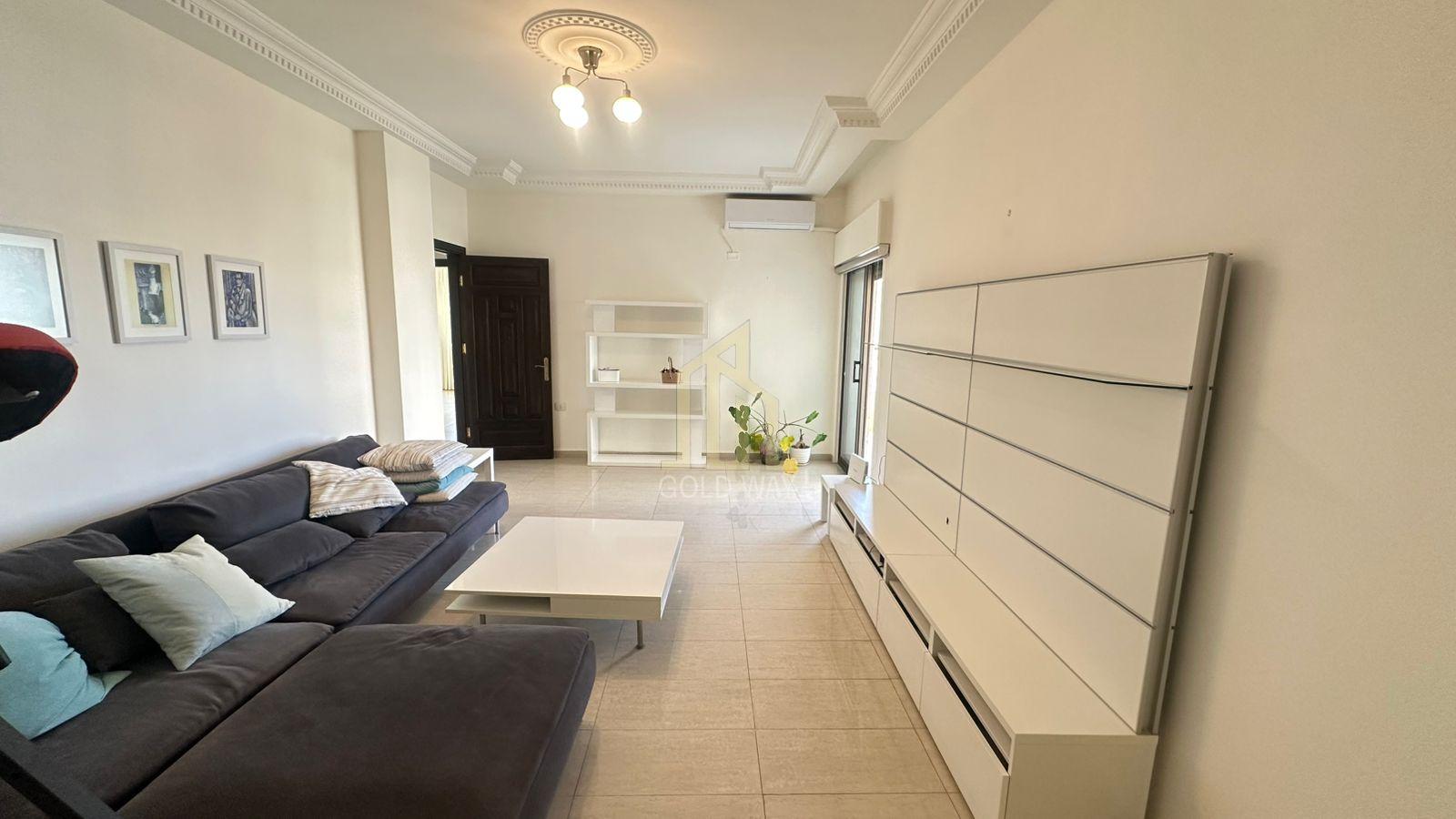 عقار يستحق المشاهده شقة طابق ثاني 176م في أرقى مناطق دير غبار