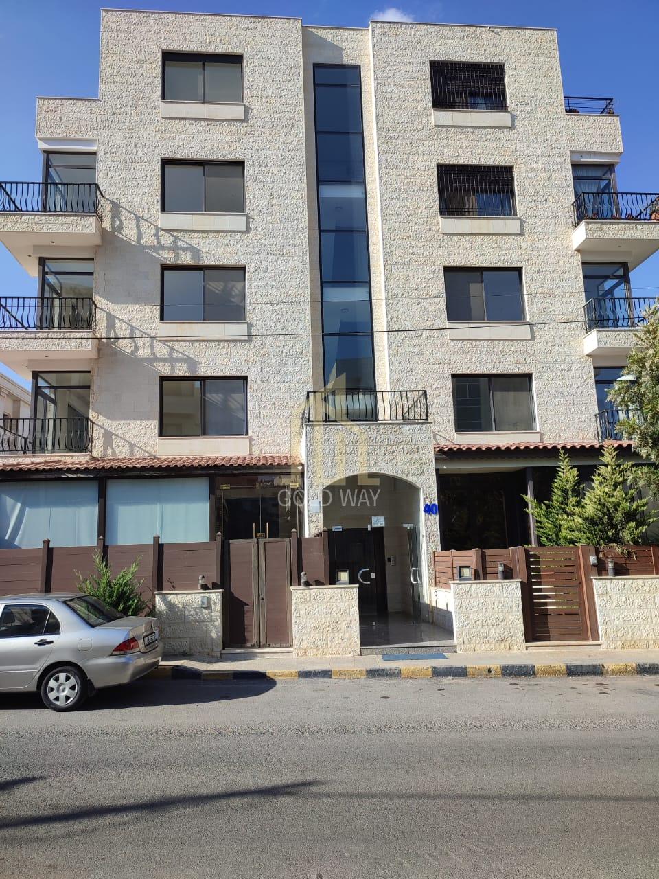 شقة مميزة للبيع طابق ثاني 183م لم تسكن في أجمل مناطق النخيل