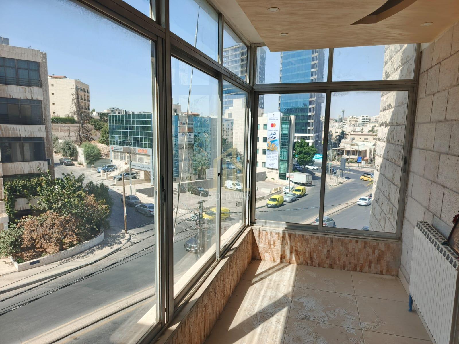 بالقرب من أزهار أوركيدا شقة استثمارية سكنية طابق ثالث 139م في أم اذينة