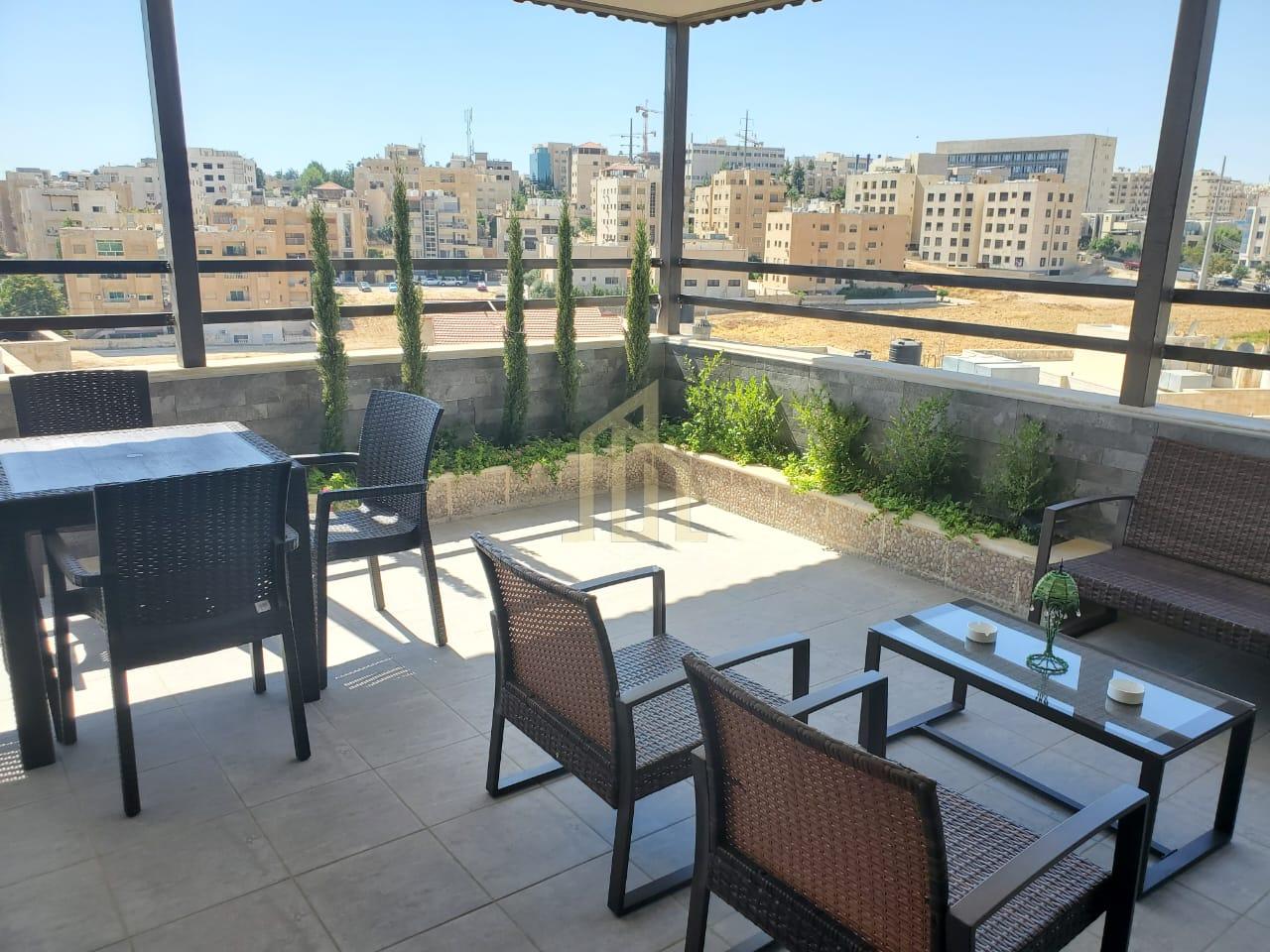 في أرقى مناطق دير غبار شقة طابق أخير مع روف(دوبلكس) مفروشة للإيجار السنوي