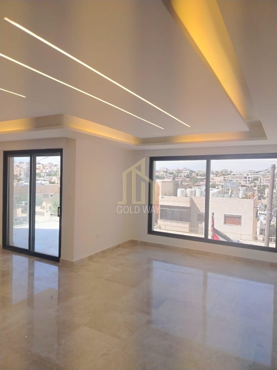 في أجمل مناطق عبدون خلف بلوفك شقة طابق أول 215م بسعر مميز