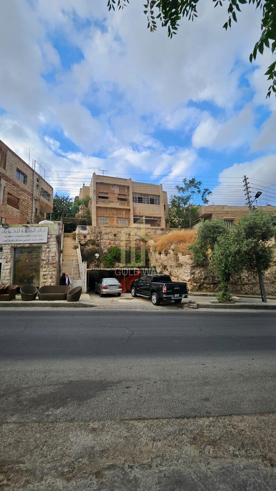 فيلا مميزة للبيع في أجمل مناطق اللويبده سكن ج بسعر مميز